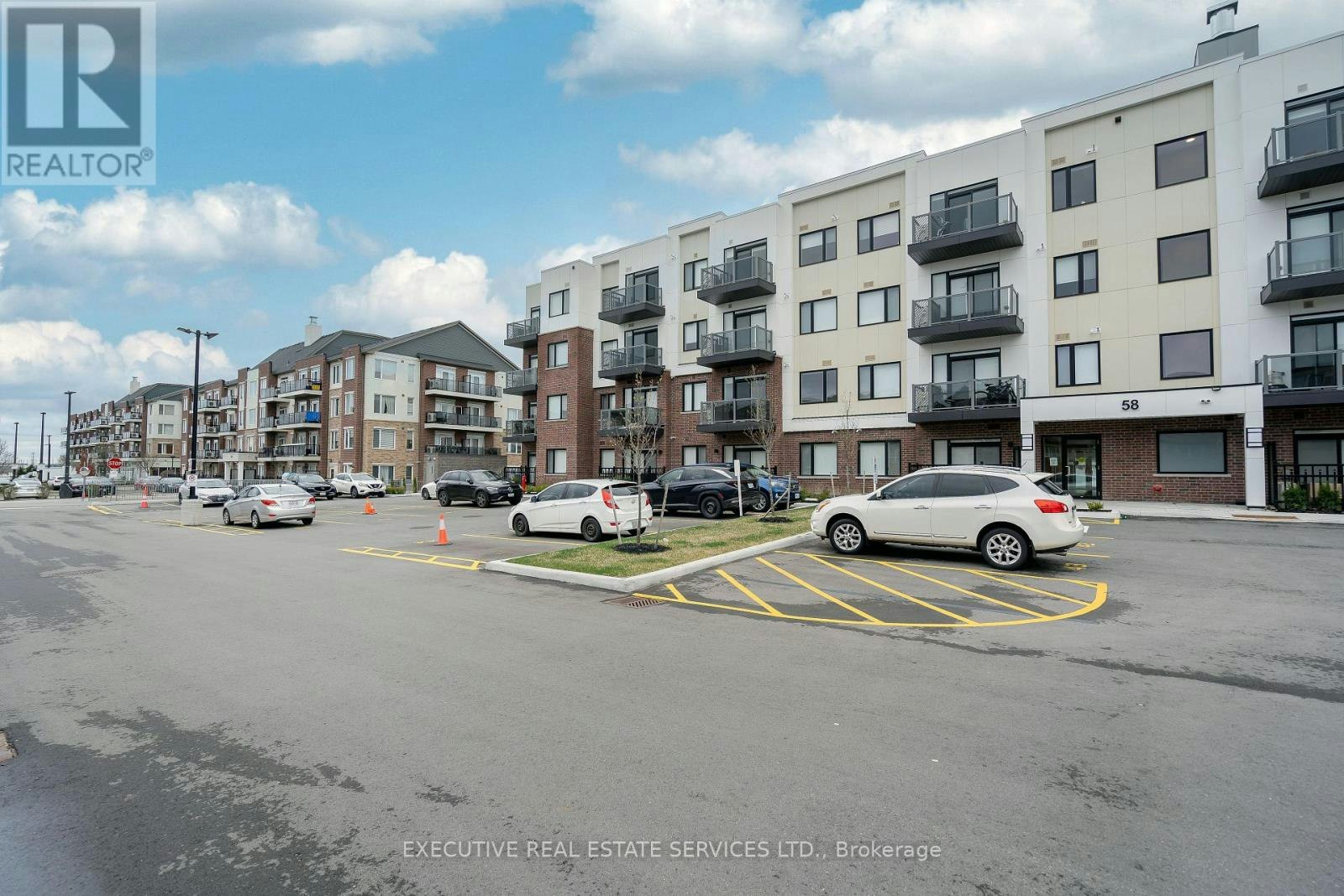 402-58 Sky Harbour Drive, Brampton, ON, L6Y 6J1 - 2