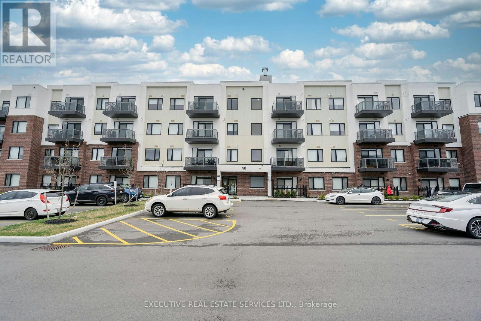 402-58 Sky Harbour Drive, Brampton, ON, L6Y 6J1 - 3