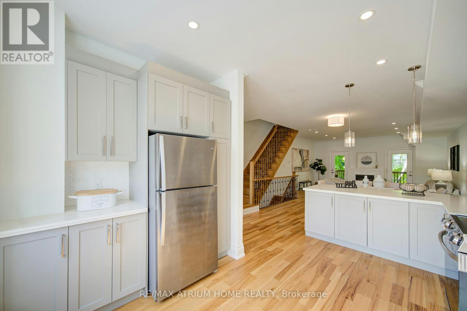 2-111 Wilson Street E, Hamilton, ON, L9B 2G7 - 13