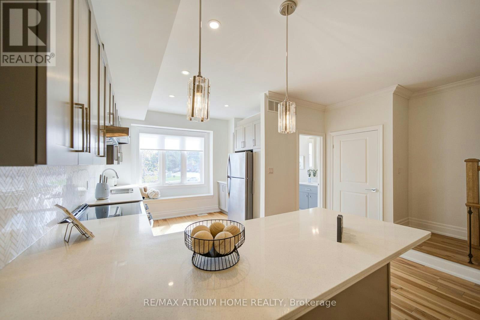 2-111 Wilson Street E, Hamilton, ON, L9B 2G7 - 11