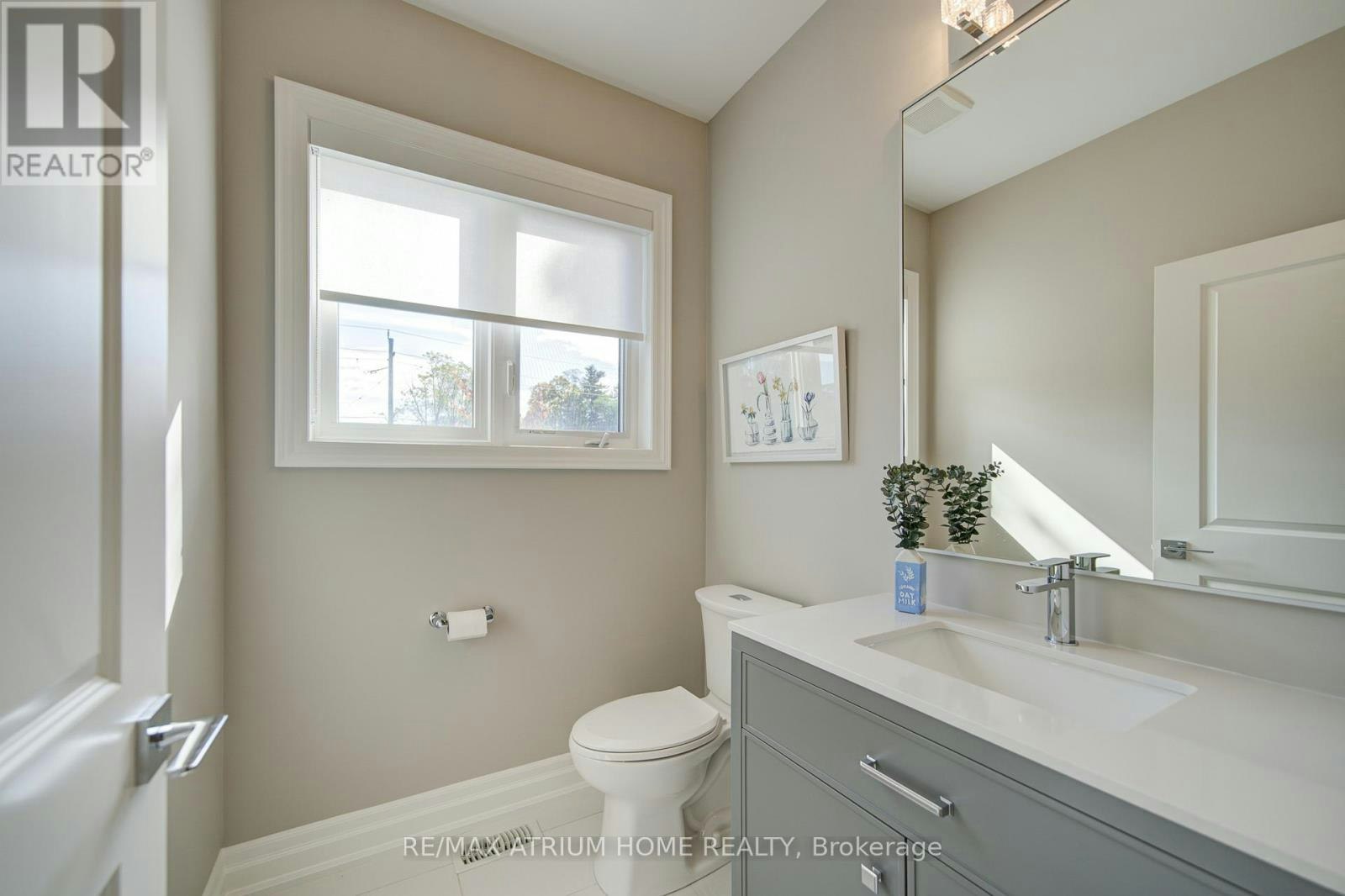 2-111 Wilson Street E, Hamilton, ON, L9B 2G7 - 14