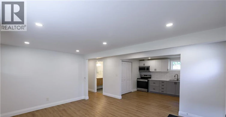 Lower-53 Bloomingdale Road N, Woolwich, ON, N2K 1A5 - 10