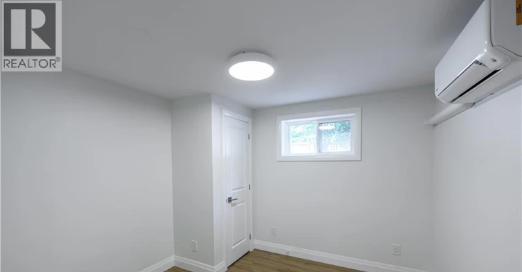 Lower-53 Bloomingdale Road N, Woolwich, ON, N2K 1A5 - 18