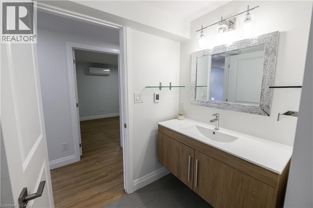 Lower-53 Bloomingdale Road N, Woolwich, ON, N2K 1A5 - 28