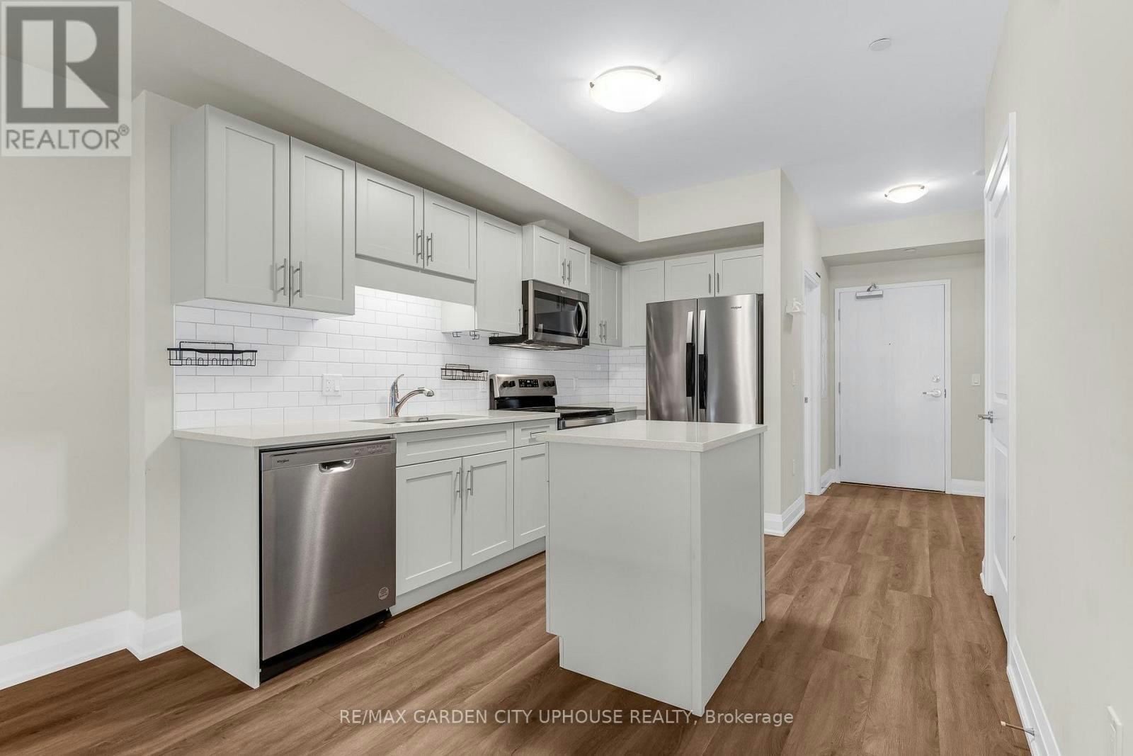 102-118 Summerside Boulevard, Pelham, ON, L3E 0C1 - 2