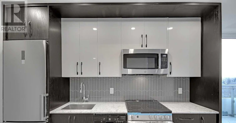 701-1 Cardiff Road, Toronto, ON, M4P 0G2 - 4