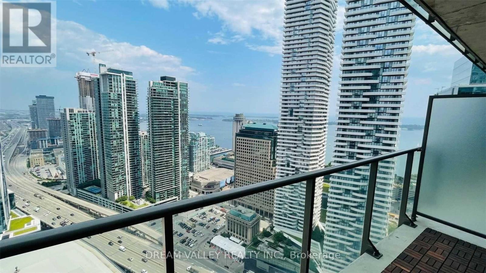 3908-65 Bremner Boulevard, Toronto, ON, M5J 0A7 - 10