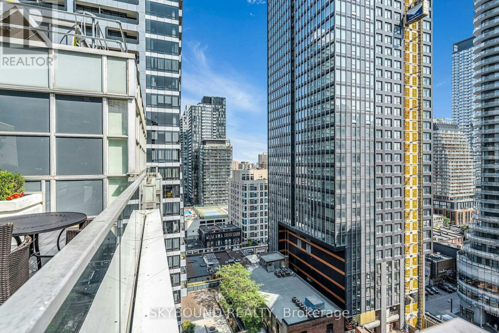 505-11 St Joseph Street, Toronto, ON, M4Y 1J8 - 30