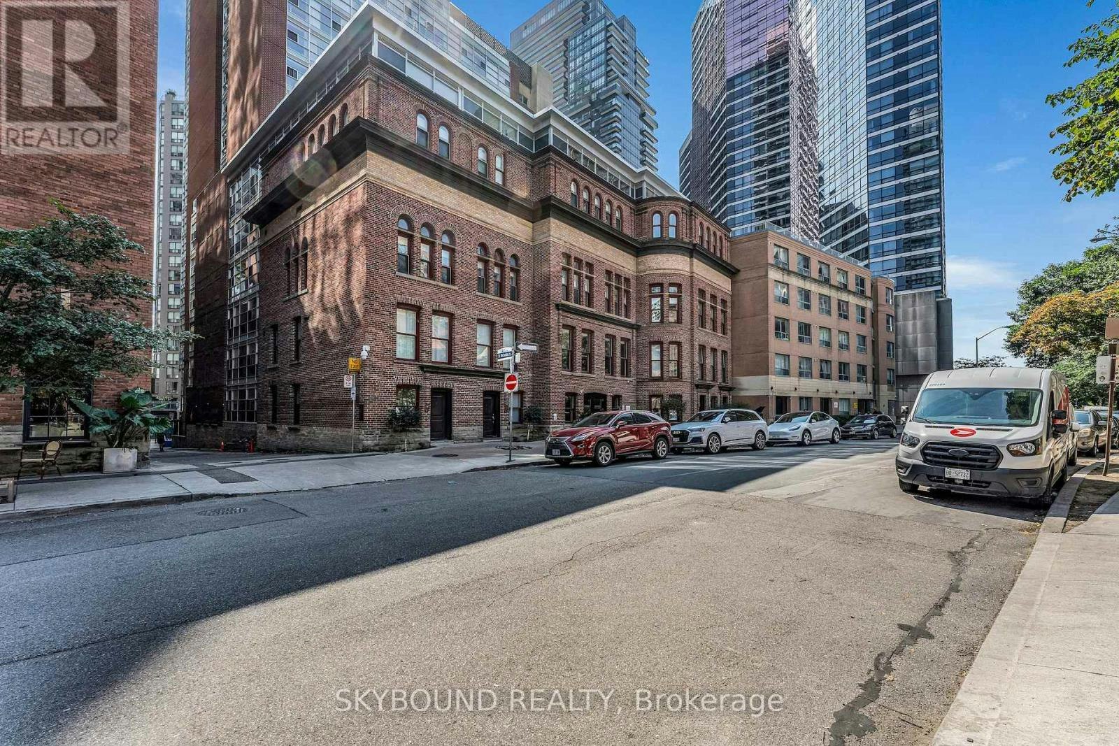 505-11 St Joseph Street, Toronto, ON, M4Y 1J8