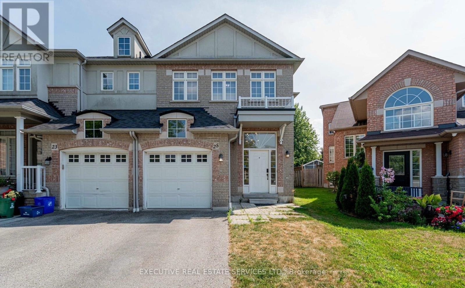 25 Dreamcrest Court, Whitby, ON, L1R 3P7