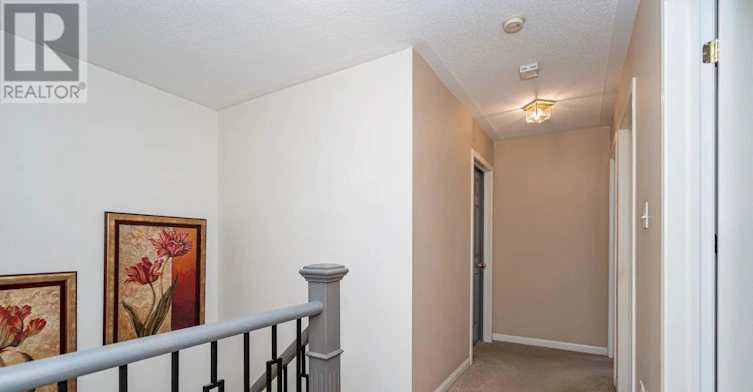 25 Dreamcrest Court, Whitby, ON, L1R 3P7 - 25