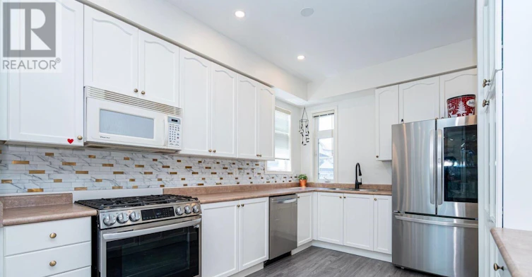 25 Dreamcrest Court, Whitby, ON, L1R 3P7 - 20