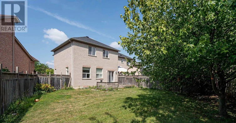 25 Dreamcrest Court, Whitby, ON, L1R 3P7 - 39