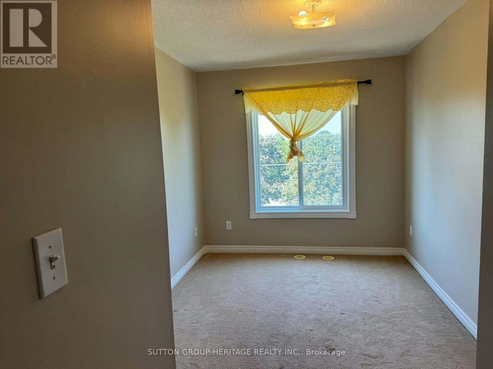 12-1250 St. Martins Drive W, Pickering, ON, L1W 0A2 - 10