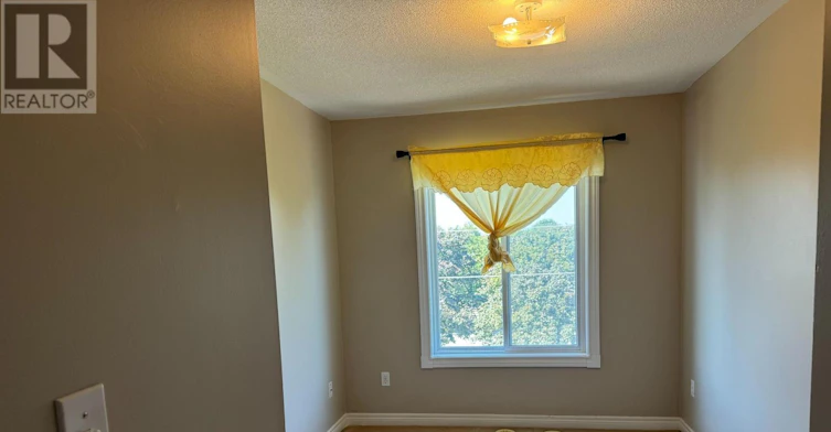 12-1250 St. Martins Drive W, Pickering, ON, L1W 0A2 - 10
