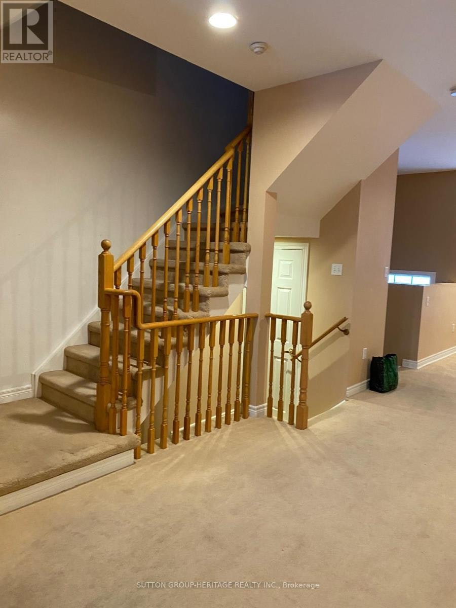 12-1250 St. Martins Drive W, Pickering, ON, L1W 0A2 - 9