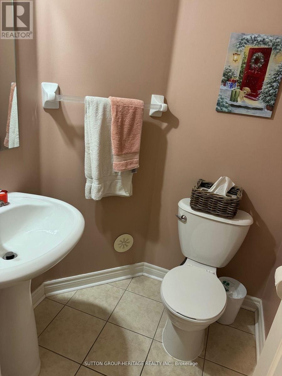 12-1250 St. Martins Drive W, Pickering, ON, L1W 0A2 - 6