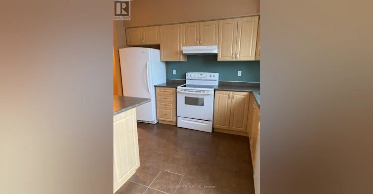 12-1250 St. Martins Drive W, Pickering, ON, L1W 0A2 - 4