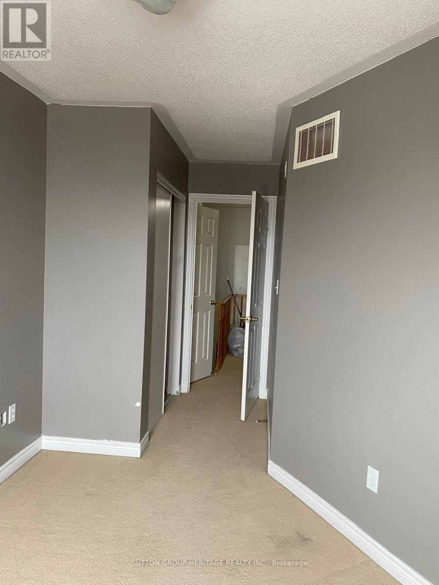 12-1250 St. Martins Drive W, Pickering, ON, L1W 0A2 - 11