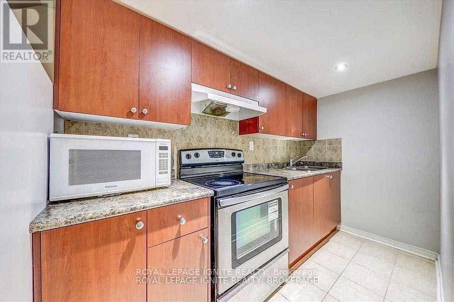 BSMT-32 Lansbury Drive, Toronto, ON, M1V 3H6 - 14