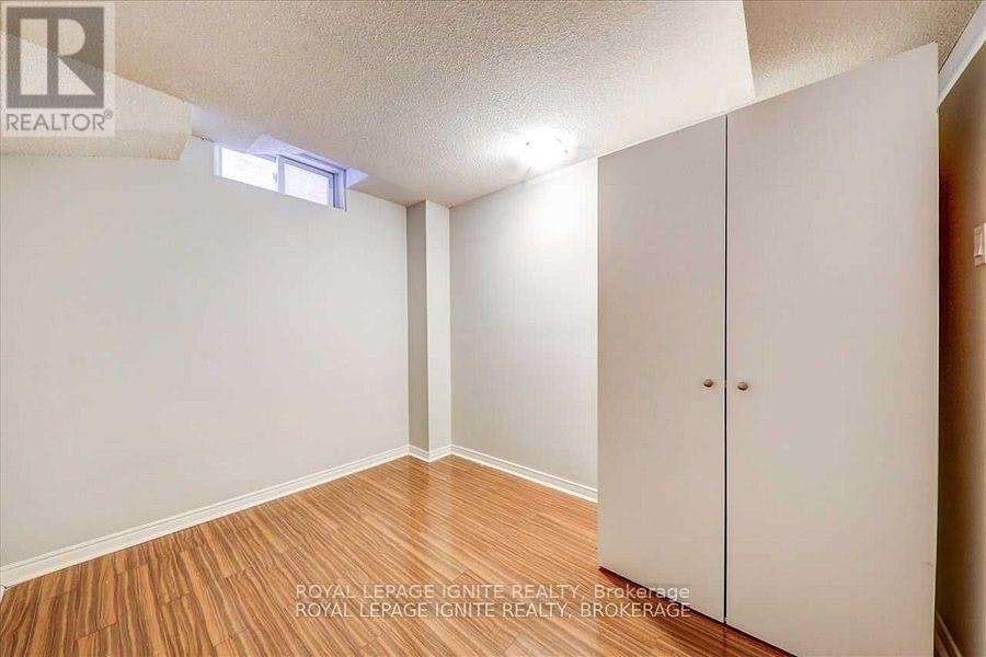 BSMT-32 Lansbury Drive, Toronto, ON, M1V 3H6 - 8