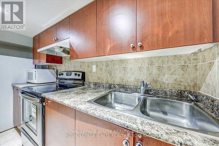 BSMT-32 Lansbury Drive, Toronto, ON, M1V 3H6 - 15