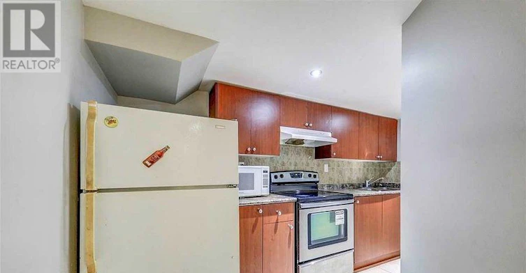 BSMT-32 Lansbury Drive, Toronto, ON, M1V 3H6 - 13
