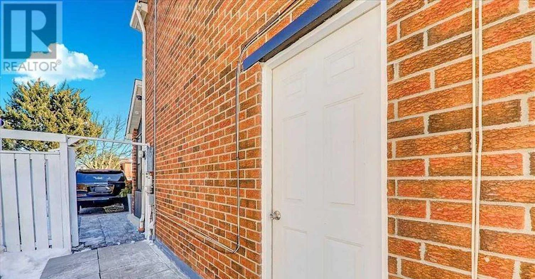 BSMT-32 Lansbury Drive, Toronto, ON, M1V 3H6 - 4