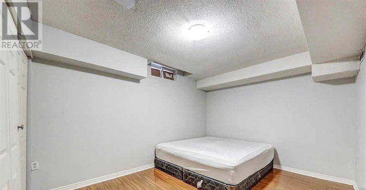 BSMT-32 Lansbury Drive, Toronto, ON, M1V 3H6 - 11