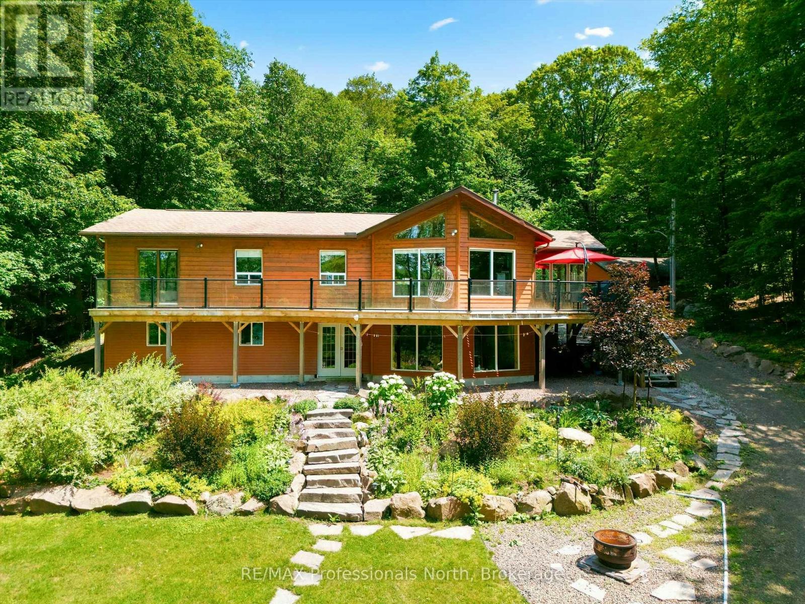 1698 Bird Lake Road, Bracebridge, ON, P1L 1X1