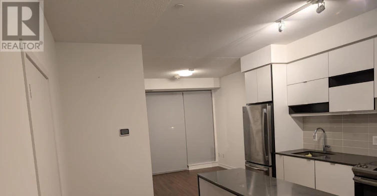 502-4065 Confederation Parkway, Mississauga, ON, L5B 0L4 - 7
