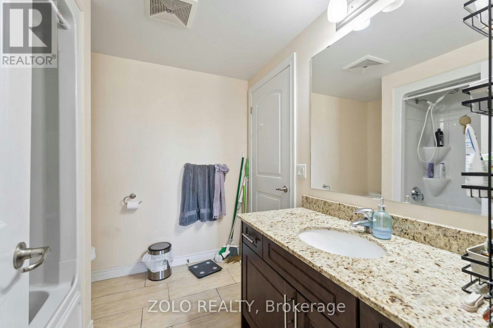 304-886 Golf Links Road, Hamilton, ON, L9K 1J8 - 16