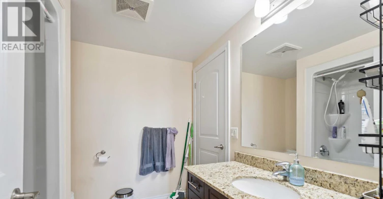 304-886 Golf Links Road, Hamilton, ON, L9K 1J8 - 16