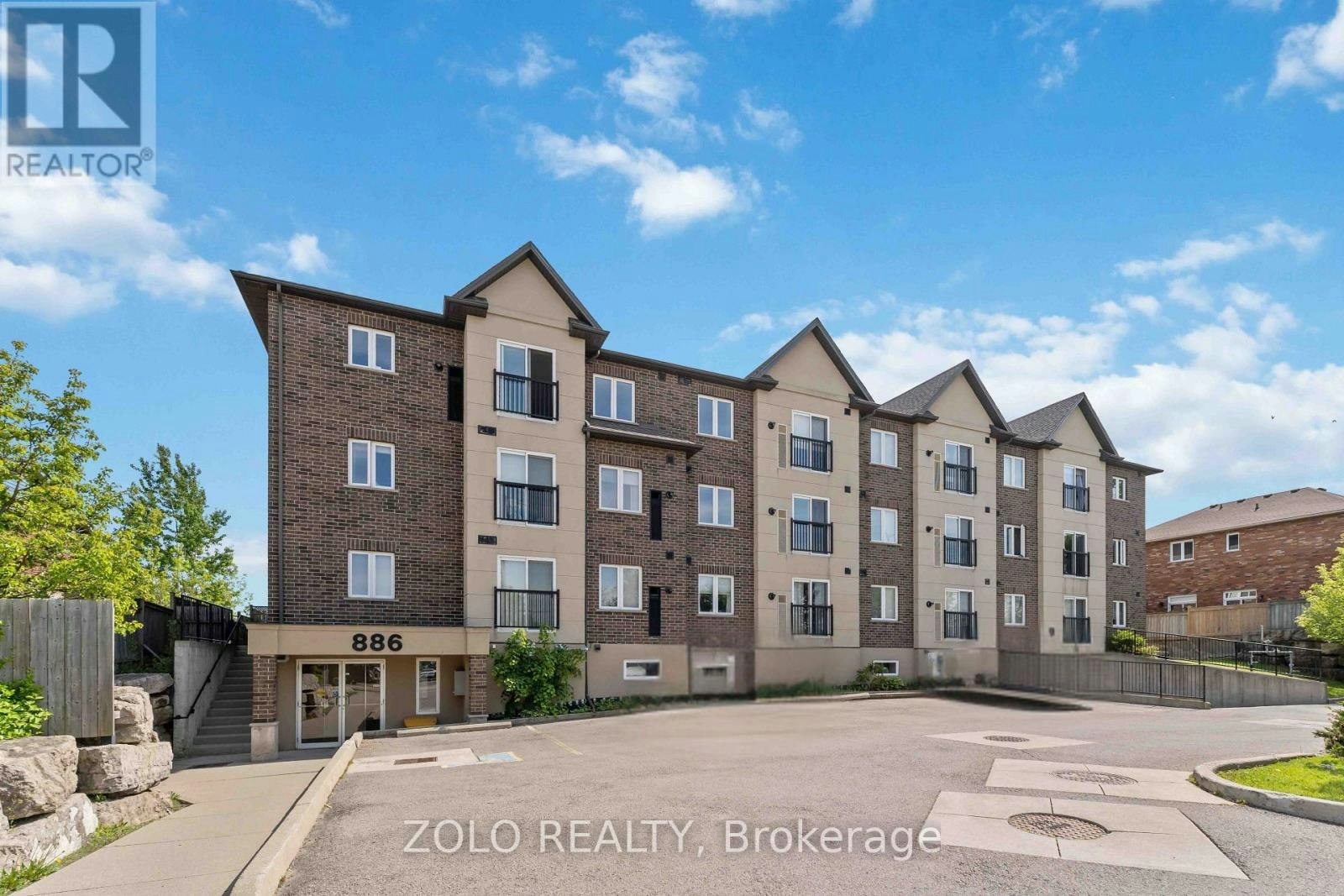 304-886 Golf Links Road, Hamilton, ON, L9K 1J8
