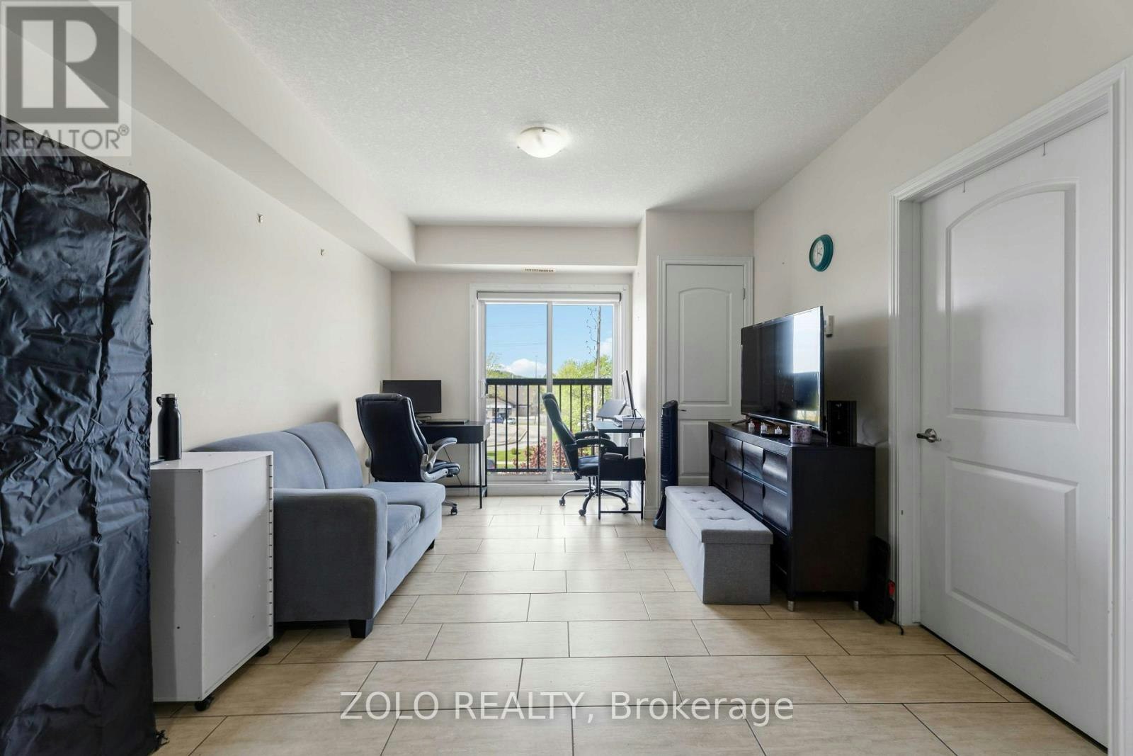 304-886 Golf Links Road, Hamilton, ON, L9K 1J8 - 7