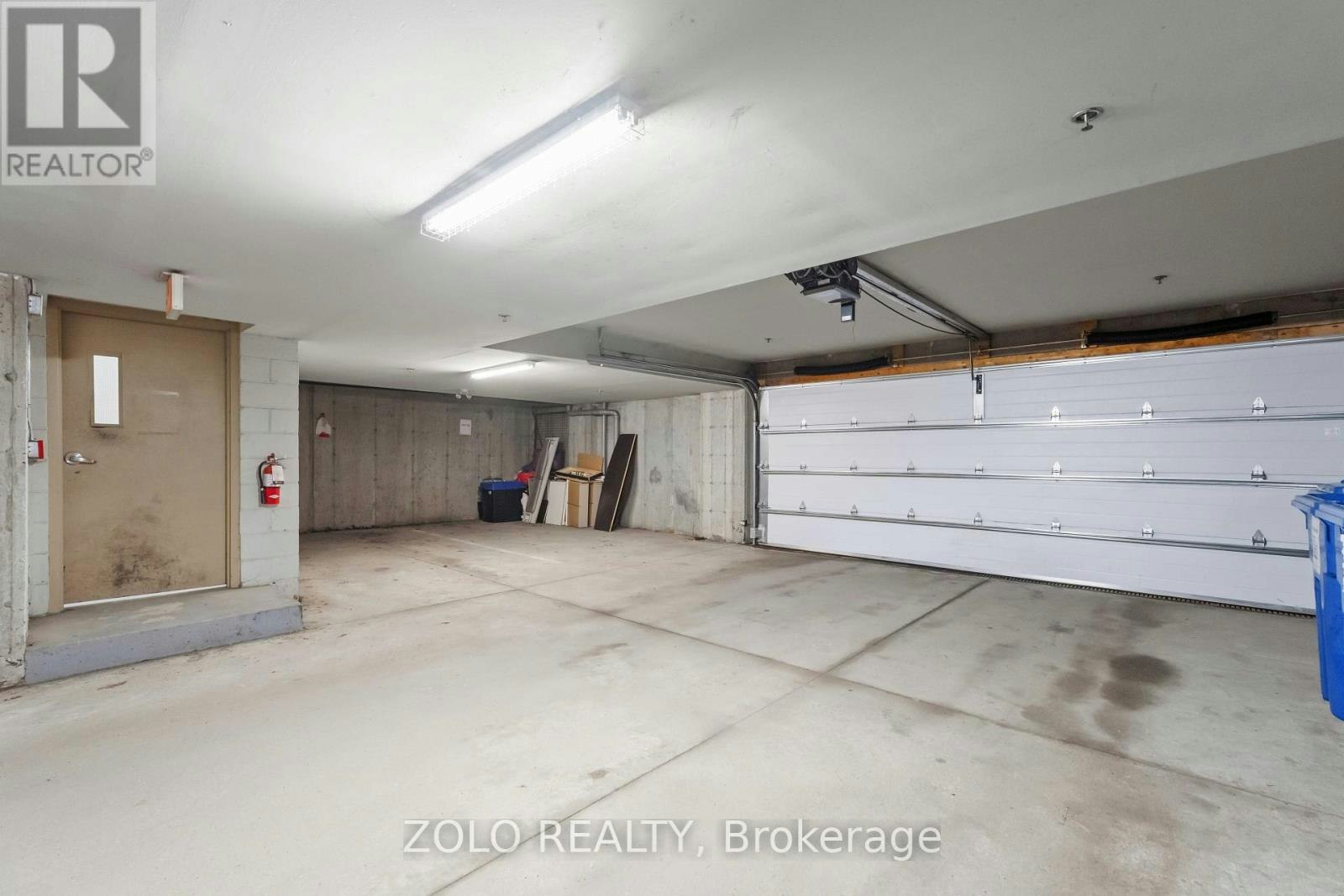 304-886 Golf Links Road, Hamilton, ON, L9K 1J8 - 19