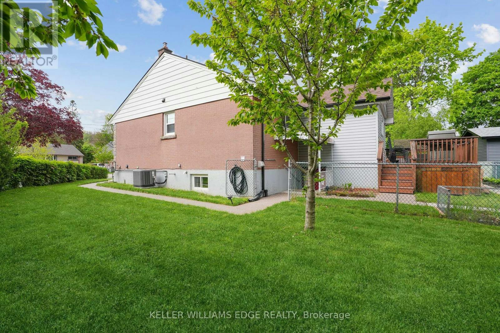 LOWER-13 Beaucourt Place, Hamilton, ON, L8S 2P8 - 18
