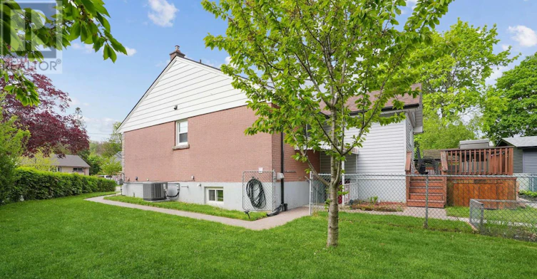 LOWER-13 Beaucourt Place, Hamilton, ON, L8S 2P8 - 18