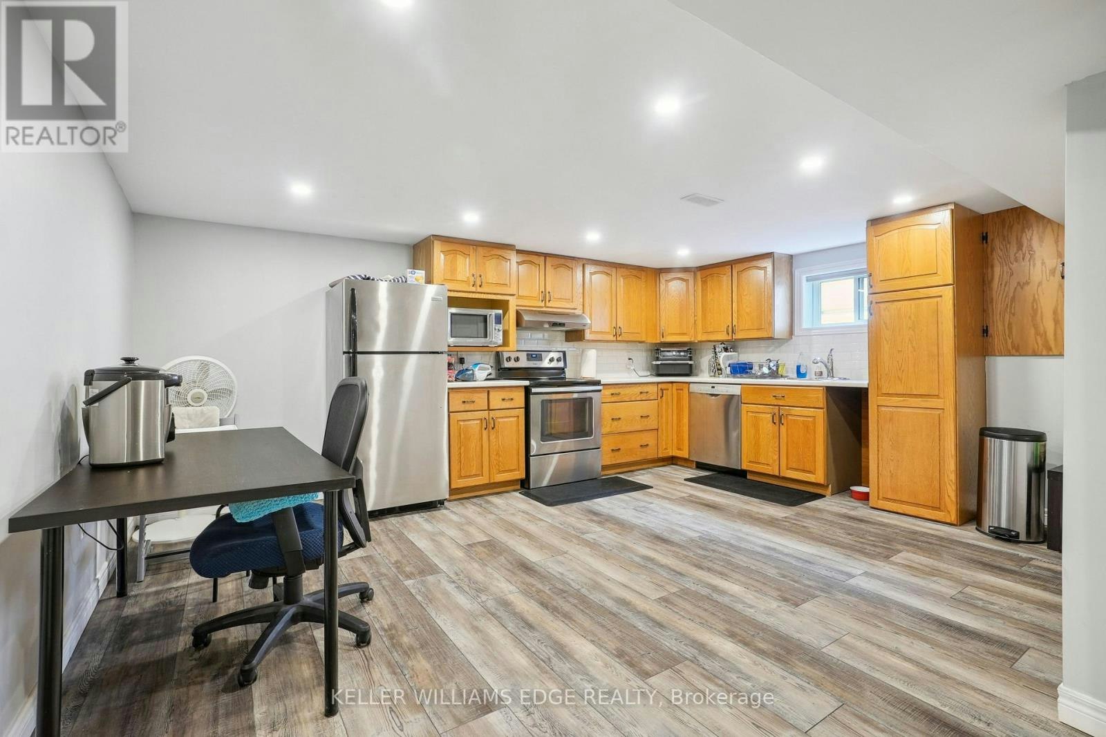 LOWER-13 Beaucourt Place, Hamilton, ON, L8S 2P8 - 7