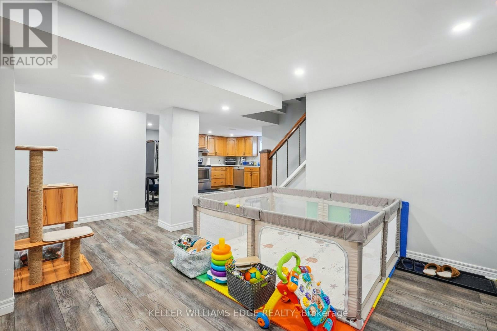 LOWER-13 Beaucourt Place, Hamilton, ON, L8S 2P8 - 4