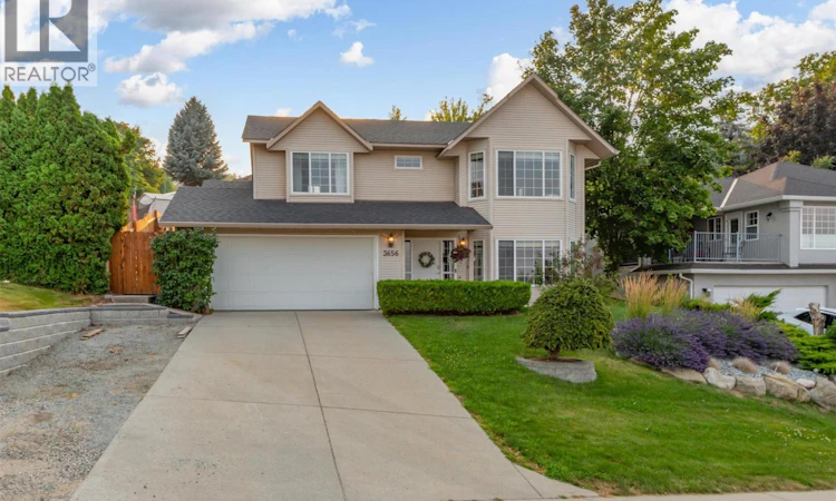 3656 Walnut Glen Drive