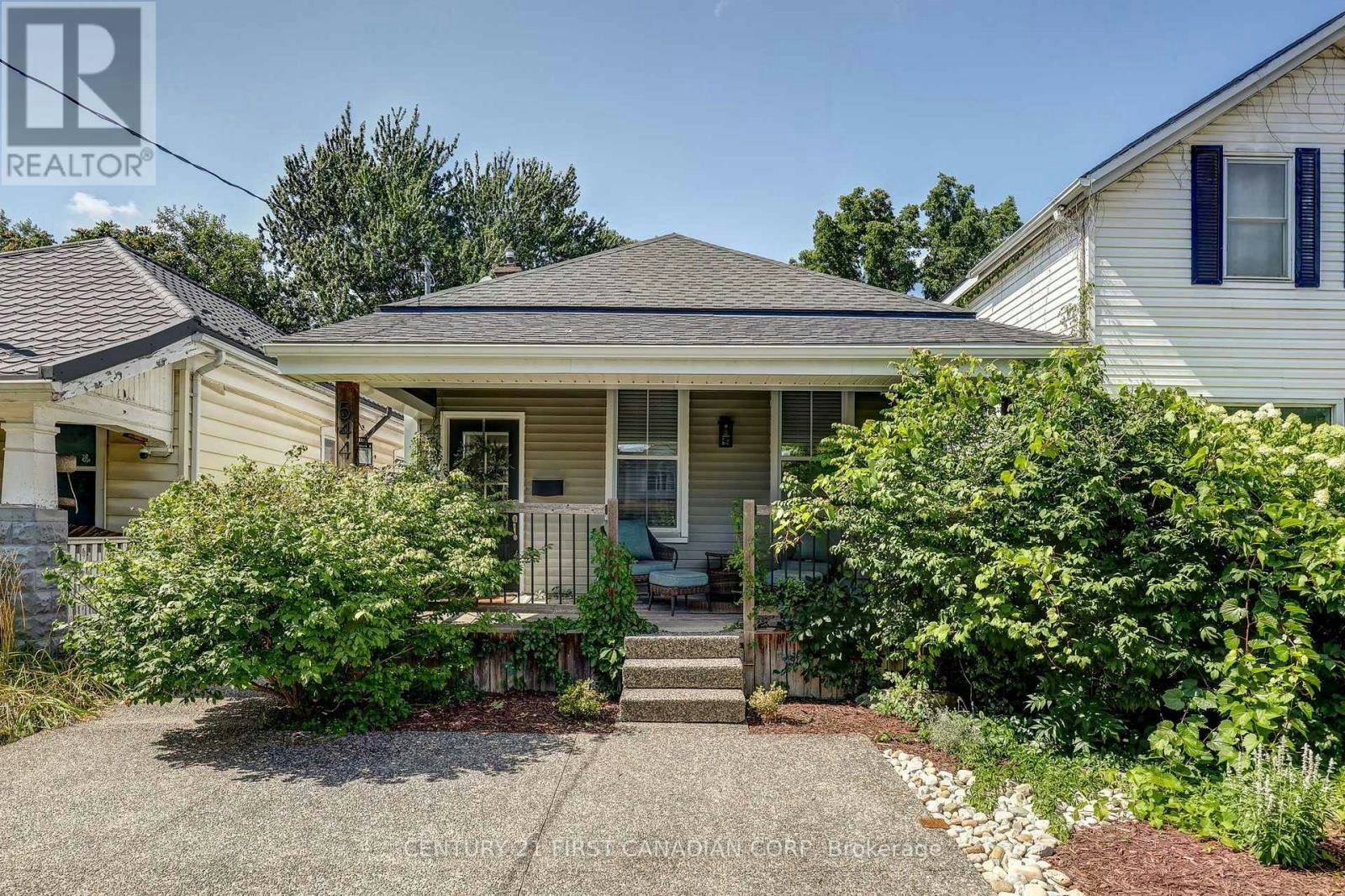 544 Pall Mall Street, London, ON, N5Y 2Z7