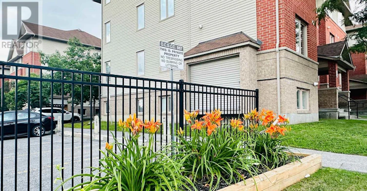 6-38 Barnstone Drive, Ottawa, ON, K2J 4R6 - 3