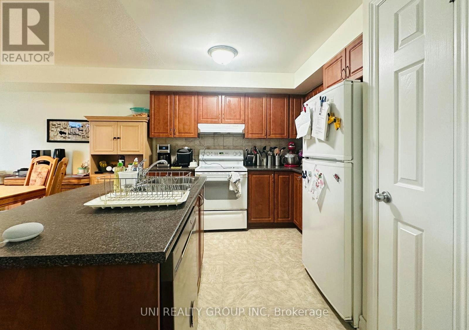 6-38 Barnstone Drive, Ottawa, ON, K2J 4R6 - 12