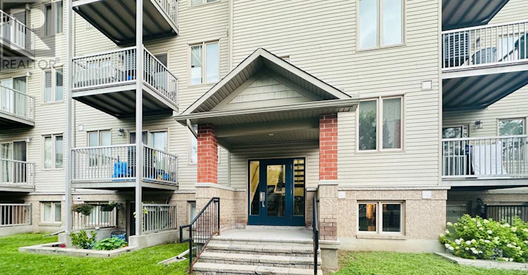 6-38 Barnstone Drive, Ottawa, ON, K2J 4R6 - 4