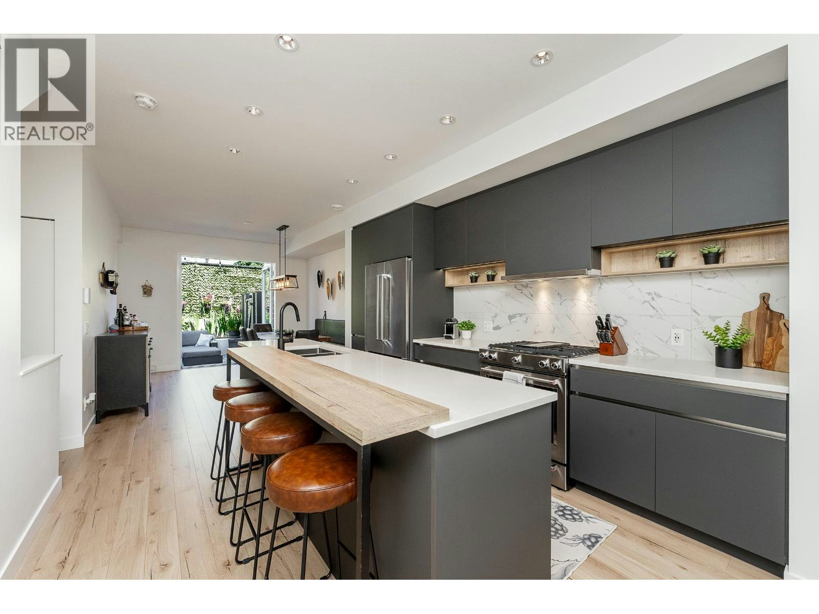 8-1228 Hudson Street, Coquitlam, BC, V3B 0R3