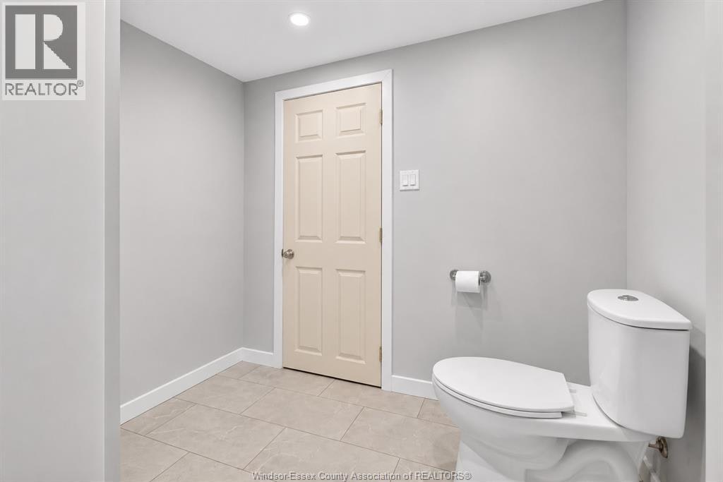 3621 Mckay Avenue, Windsor, ON, N9E 2S3 - 31