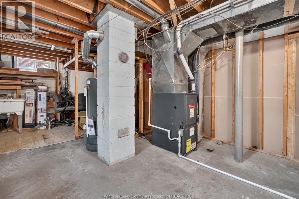 3621 Mckay Avenue, Windsor, ON, N9E 2S3 - 32