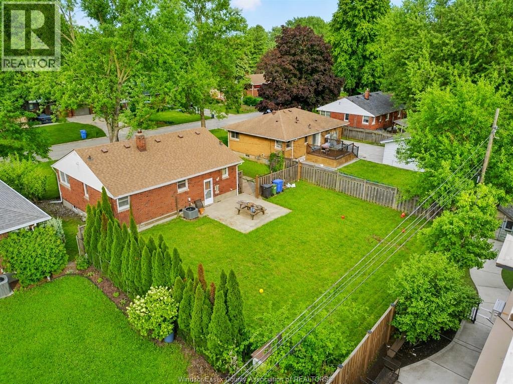 3621 Mckay Avenue, Windsor, ON, N9E 2S3 - 39