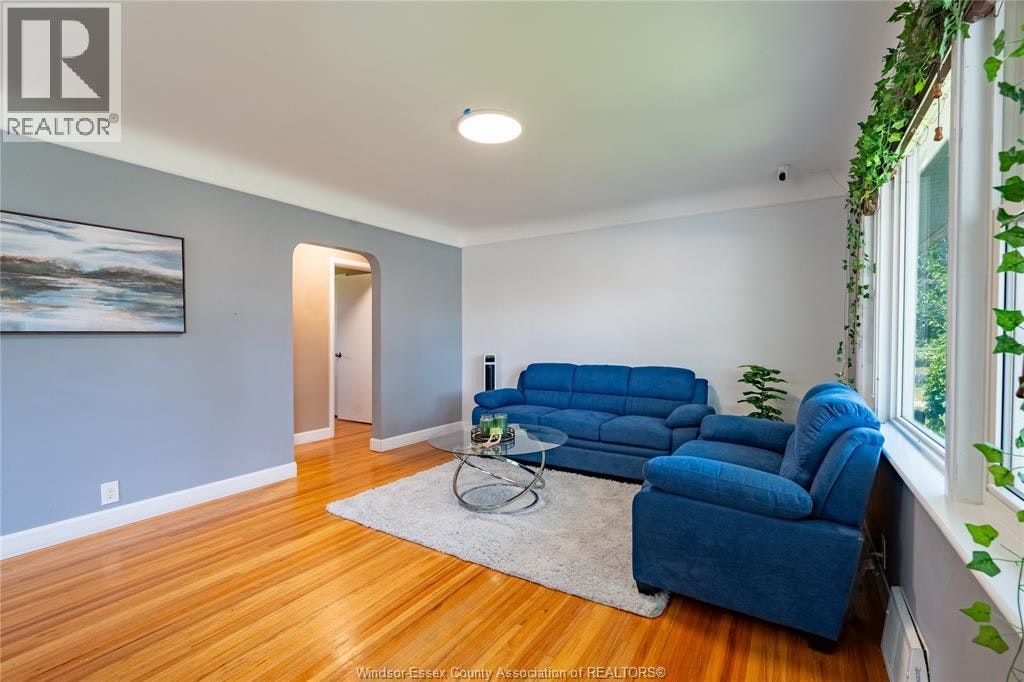 3621 Mckay Avenue, Windsor, ON, N9E 2S3 - 8